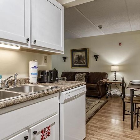Gatlinburg Towers Condo Unit 501 - Great Location! Close To Town! Condo Bagian luar foto