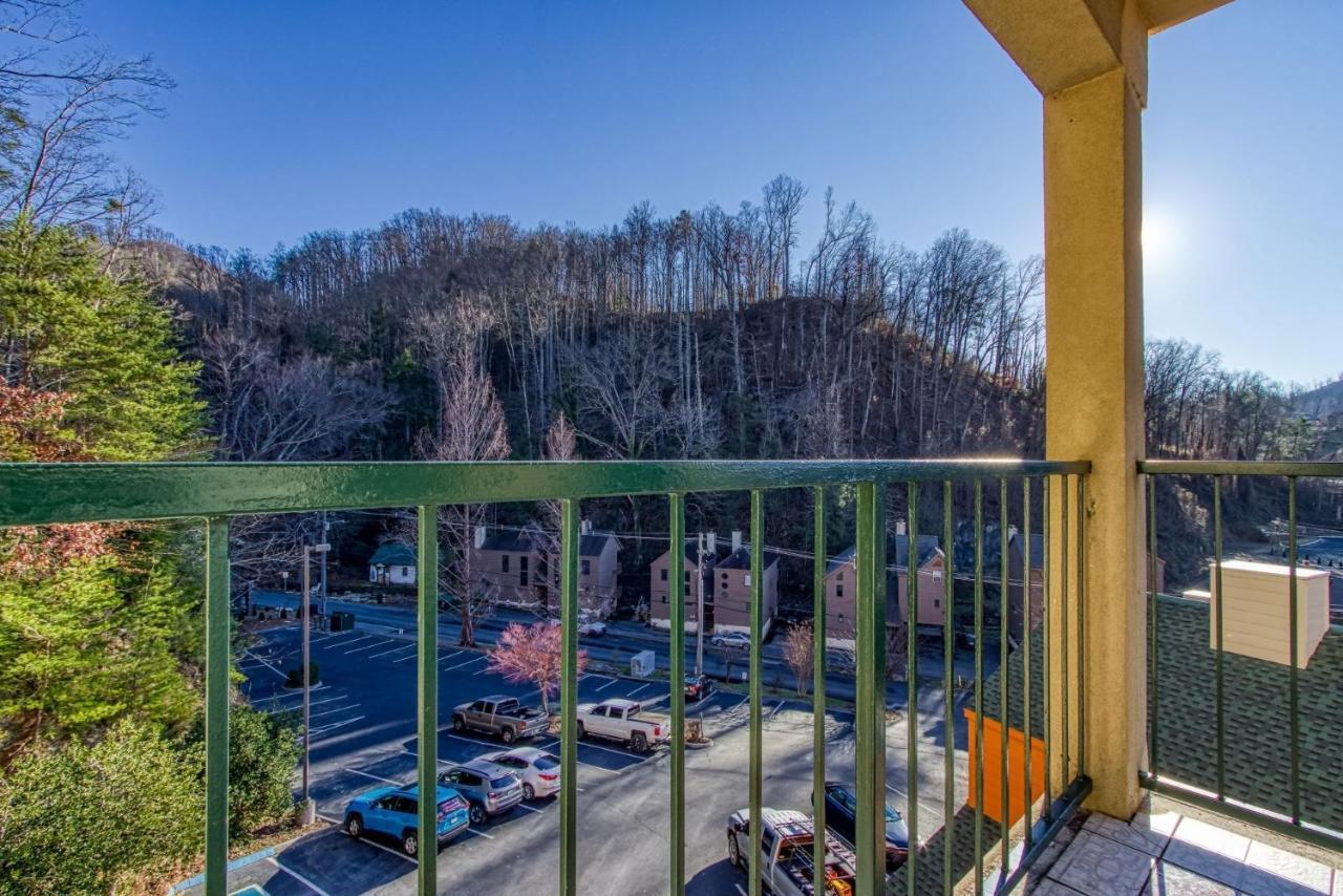 Gatlinburg Towers Condo Unit 501 - Great Location! Close To Town! Condo Bagian luar foto