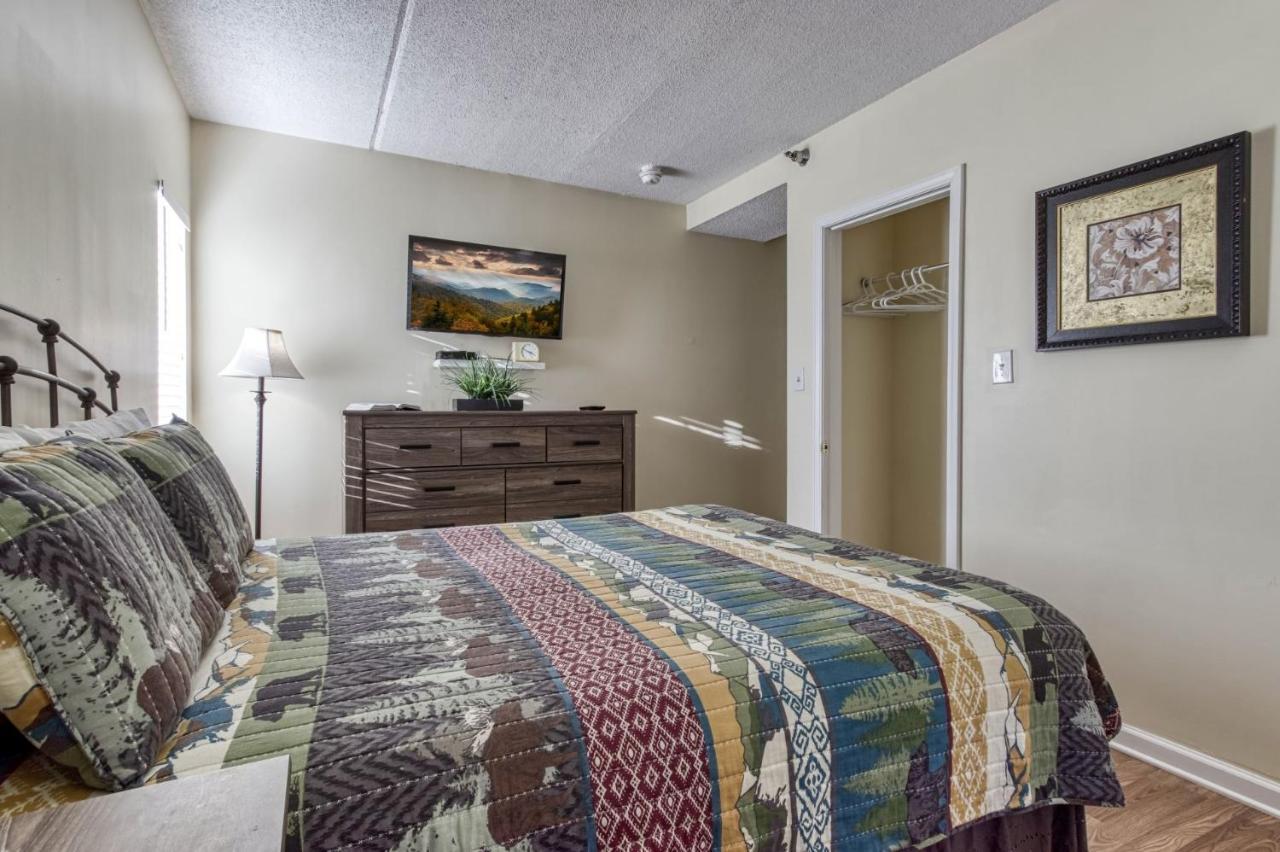 Gatlinburg Towers Condo Unit 501 - Great Location! Close To Town! Condo Bagian luar foto